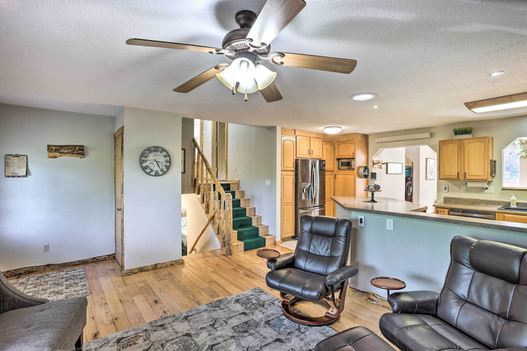 Others 5, Spacious Black Hawk Home w/ Furnished Deck!, Meade