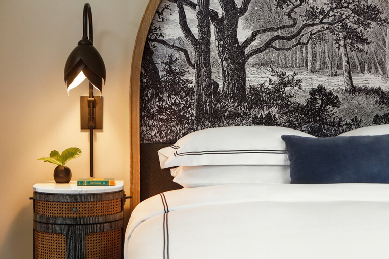 Bedroom 13