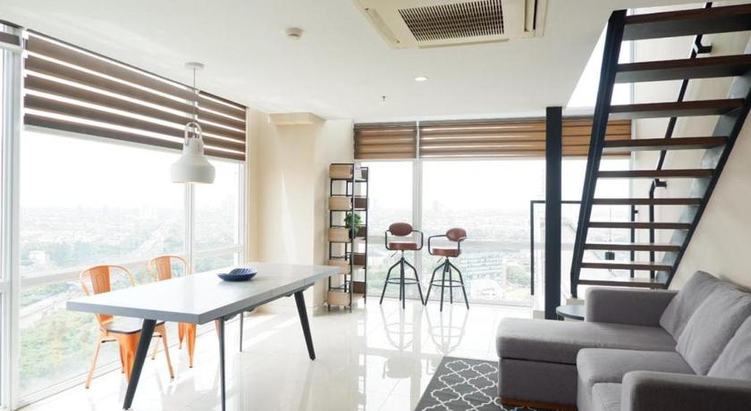 Dining Room 2, Time suite- Bizloft Karawaci, Tangerang