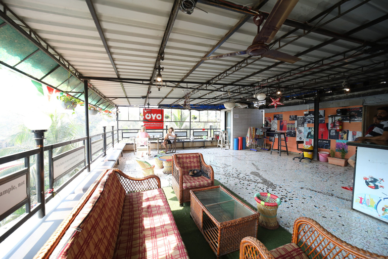 Food & Drinks 5, MAPLE THE HUBZ-Hostel, Mumbai Suburban