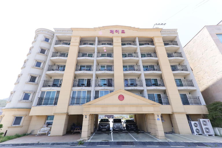 Exterior view 5, Taean (Sinjindo) Jade Resortel, Taean