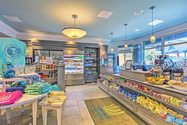 Food & Drinks, Pensacola Beach Penthouse w/ View + Pool Access!, Escambia