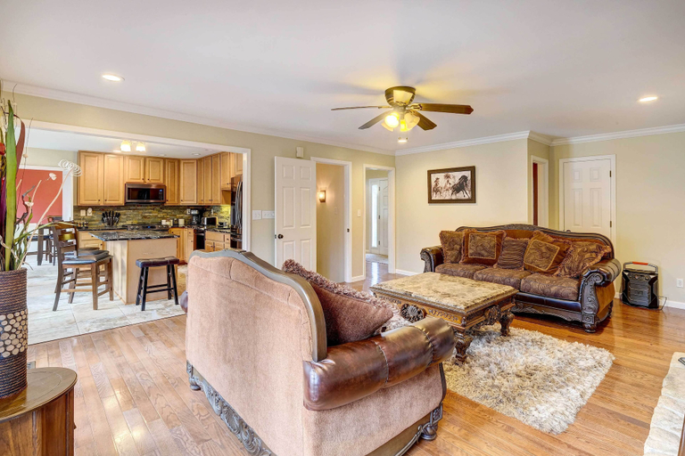 Others 4, Louisville Area Home: Deck, Fire Pit, Creek!, Jefferson