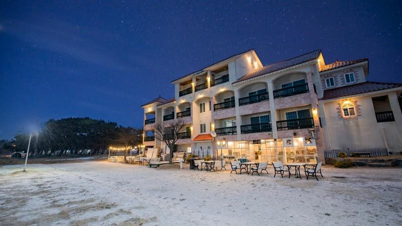 Exterior & Views 1, Taean (Anmyeondo) Palm Beach Pension, Taean