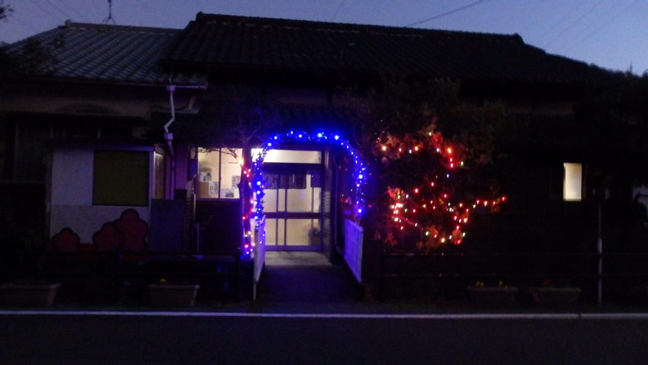 Mariko Minpaku is an old folk house along the bypa - Minshuku Mariko, Shizuoka