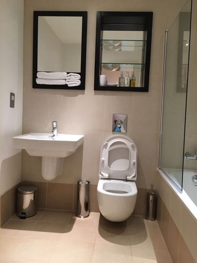 Bathroom 3, Ch & bro properties Ltd, Leeds