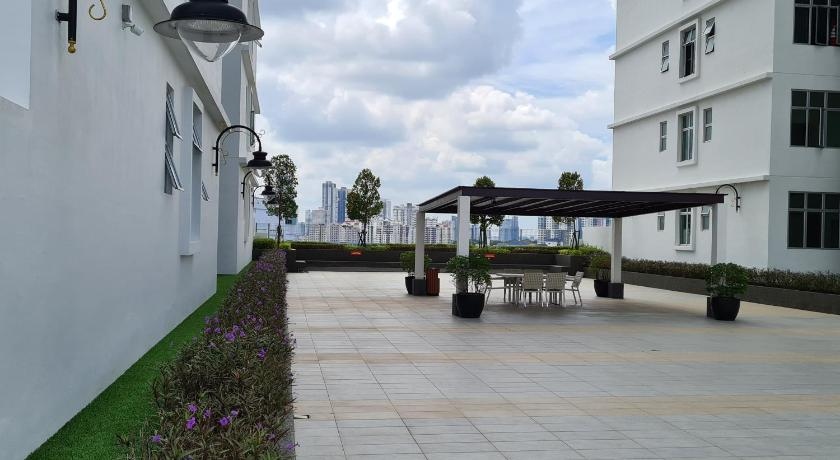 Eid SKS Habitat -Free Wifi Netflix, Larkin, Johor Bahru, Johor Bahru