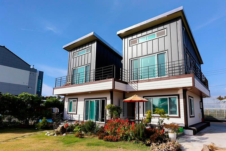 Exterior & Views 1, Seogwipo Sangchoone Pension, Seogwipo