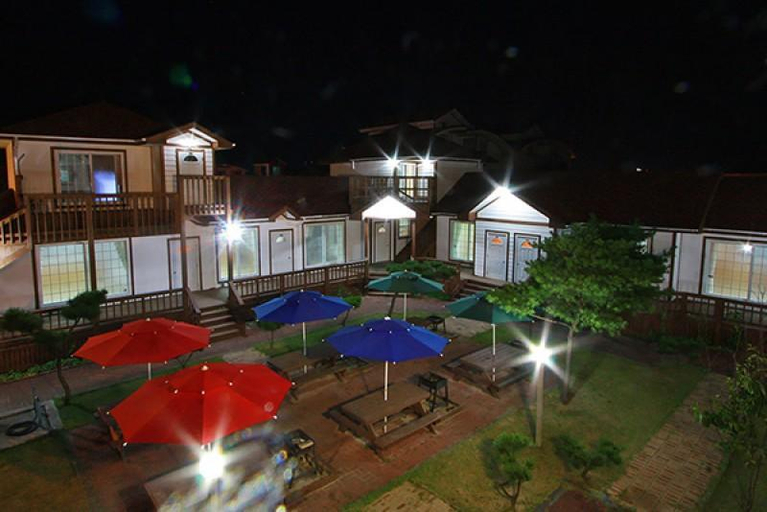 Exterior & Views 1, Taean Sinduri Memories Plus Pension, Taean
