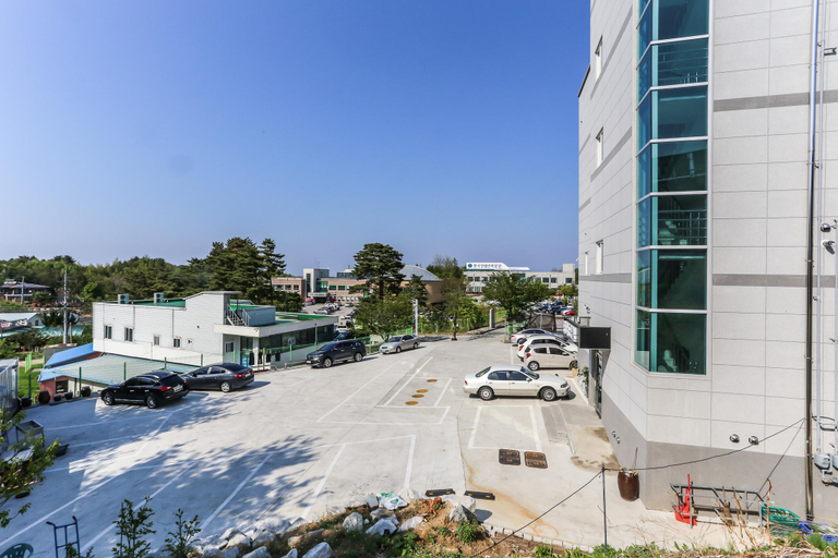 Exterior & Views 1, Gangneung Hyundai Motel, Gangneung