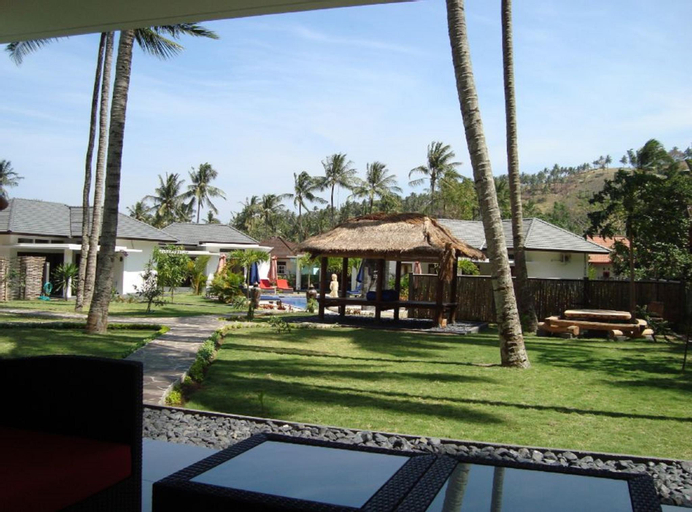 Villa Tujuh, Lombok
