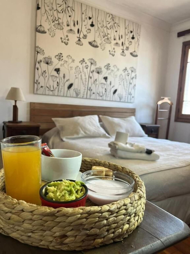 Food & Drinks, Conchita Flores B&B, Santiago
