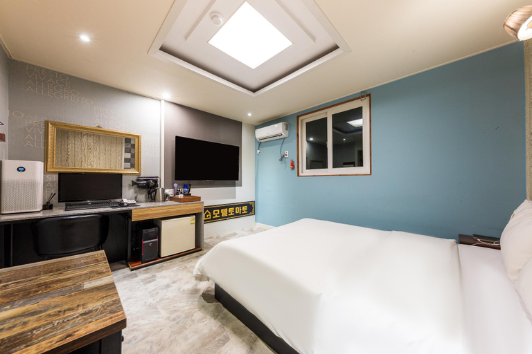 Bedroom 4, Cheongju Bungmunro Tomato, Cheongju