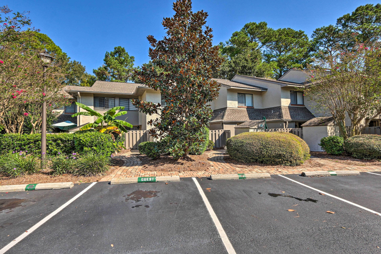 Exterior & Views 2, Steps to Beach-hilton Head Condo-pet Friendly, Beaufort