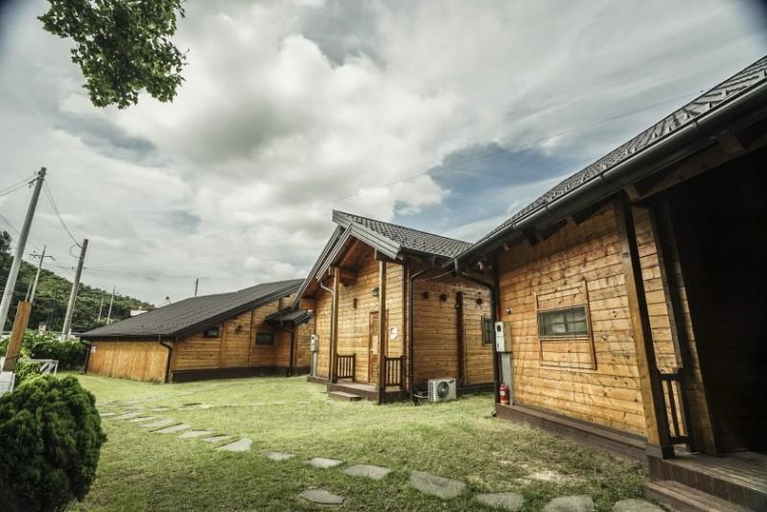 2, Buan Hosugatongnamu Pension, Buan