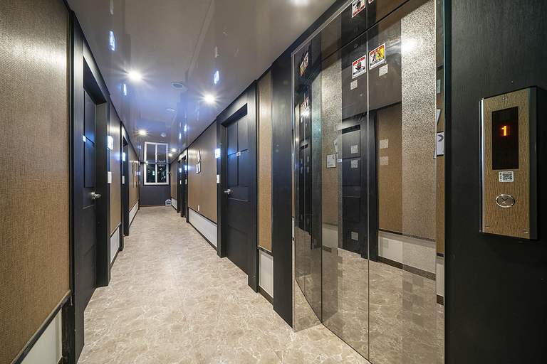 Interior view 2, Yangsan Nambu-dong Jjak, Yangsan