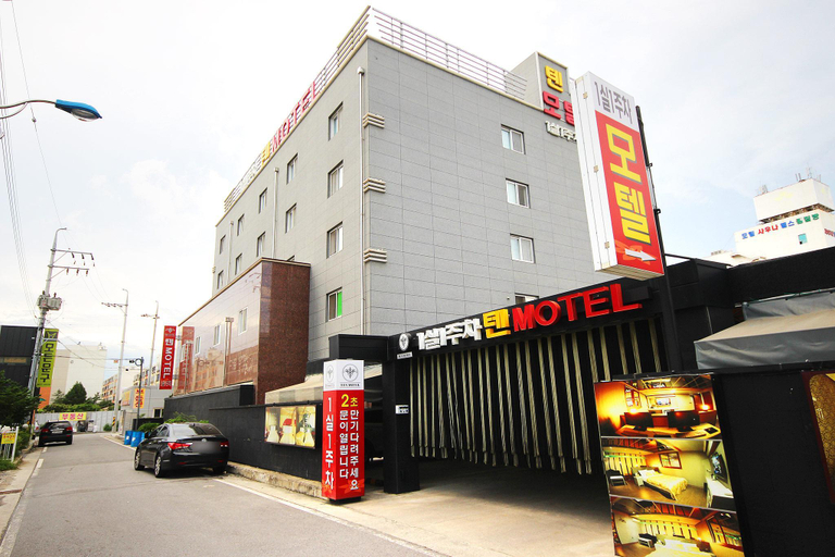 Exterior view