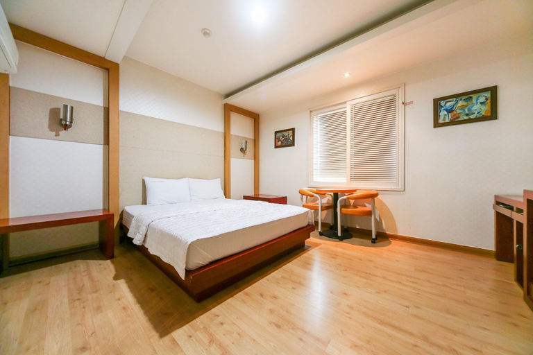 Bedroom 2, Gimcheon Hisense, Gimcheon