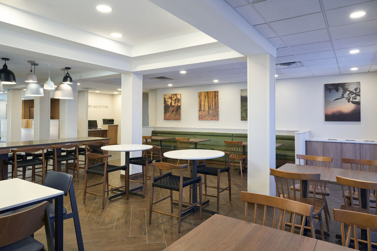 Food & Drinks 5, Fairfield Inn & Suites by Marriott Winchester, Frederick