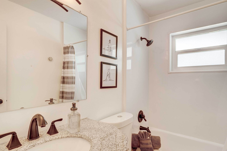 Bathroom 4, Waterfront Cape Coral Home w/ Private Pool!, Lee