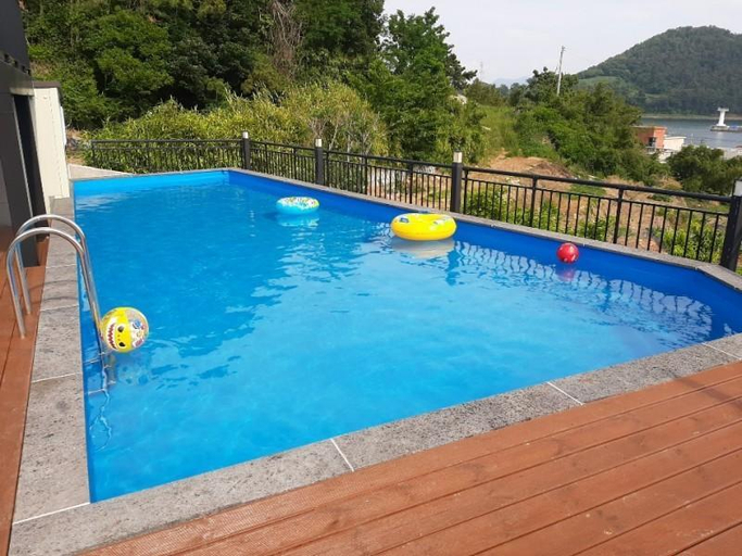 Sport & Beauty, Changwon Gwaengibada Pension, Masan