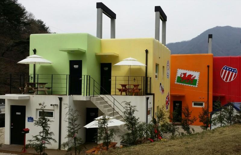 Exterior & Views 1, Muju Yeohaenggabang Pension, Muju