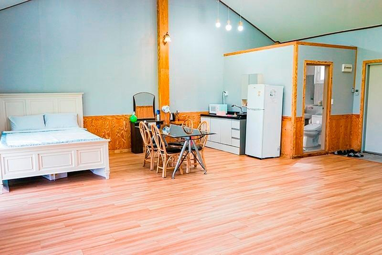 Others 5, Taean (Anmyeondo) Seaman House Pension, Taean