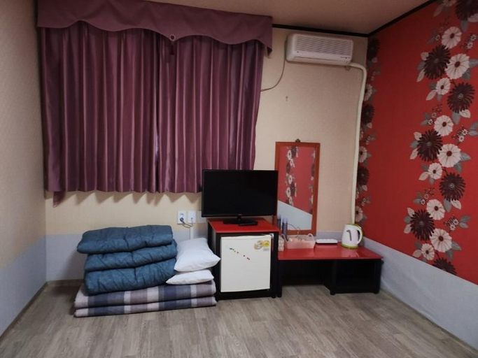 Others 5, Jeongdongjin Sanseong Pensiontel, Gangneung