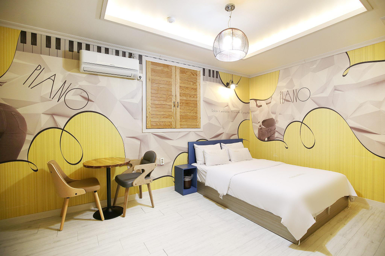 Bedroom 2, Chungju Piano Motel, Chungju