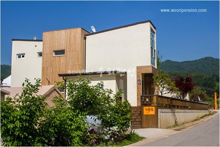 Exterior & Views 1, Yangpyeong Near Creek Pension, Yangpyeong