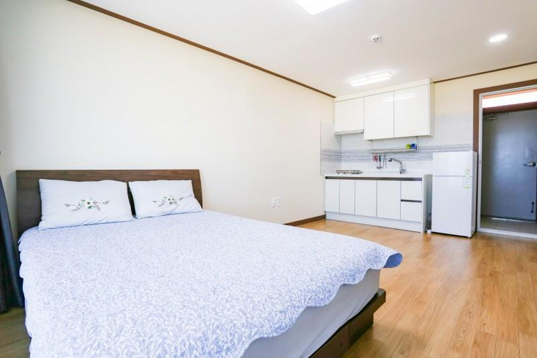 Bedroom 2, Jeju Udo Baram Story Pension, Seogwipo