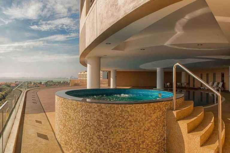 Family Suites by LivingComfort at Gurney Drive, Penang Island