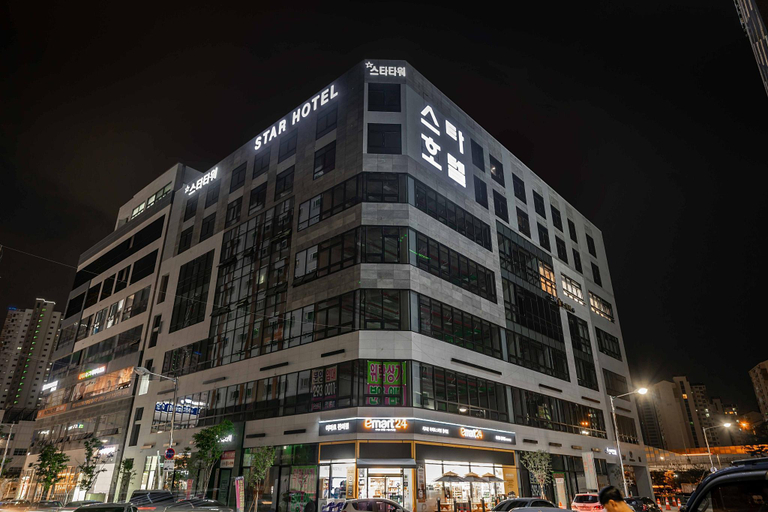 Exterior view 3, Suwon Homaesil Star Hotel, Suwon