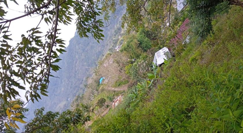 Exterior & Views 4, OYOecocheap LODGE is close& FLORES TOUR AGENCY, Ende