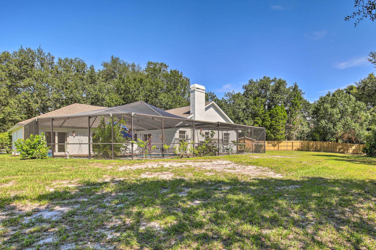 Exterior & Views 2, Waterfront Rancher Retreat - Exotic Bird Haven, Hillsborough