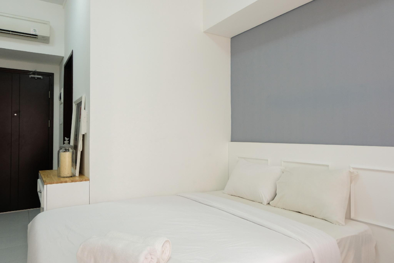 Bedroom, Best Price Studio at Casa De Parco Apt By Travelio, Tangerang