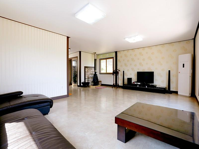 Bedroom 2, Yangpyeong Mir House 1157 Pension, Yangpyeong
