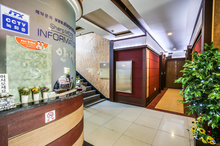 Interior view 3, Taean (Manripo) sharp, Taean