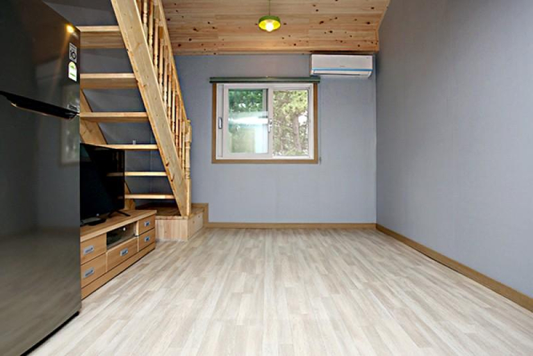 4, Taean Mongsanpo Beach Pension, Taean