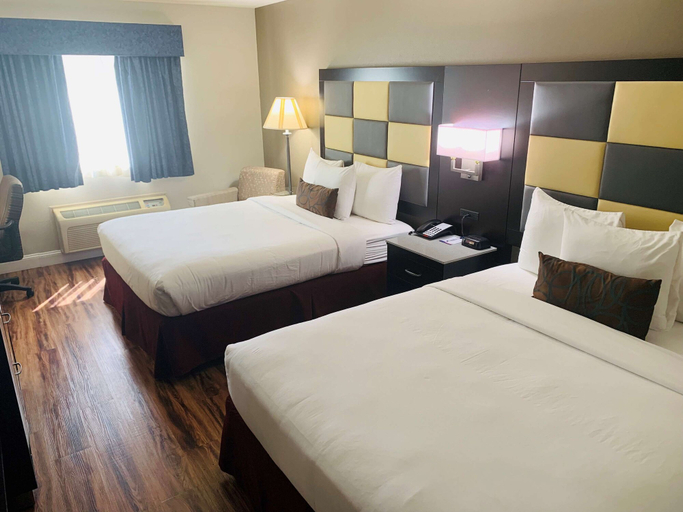 Bedroom 3, SureStay Plus Hotel by Best Western Redding, Shasta