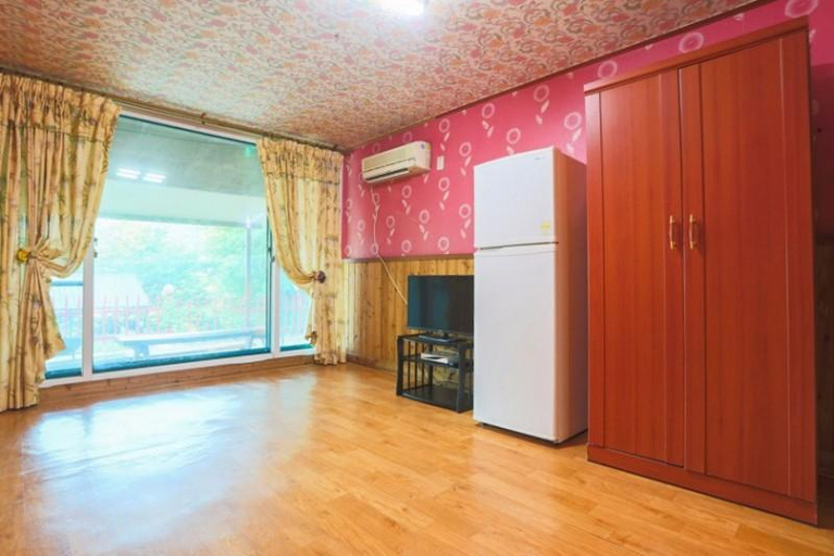 Others 5, Gapyeong Yongchugyegok Pension, Gapyeong