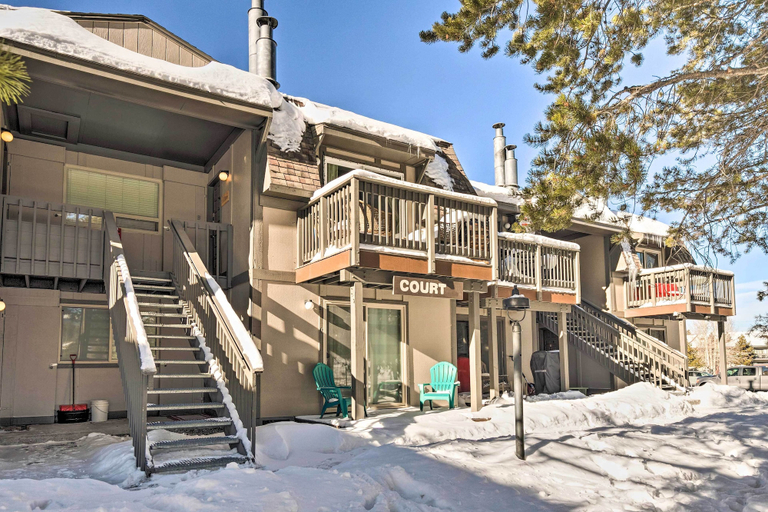 Exterior & Views, Walk to Winter Park Bus From Fraser Condo!, Grand