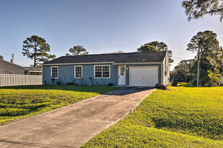 Exterior & Views 2, Modern North Port Gem Near Beaches, Golf, & Shops!, Sarasota