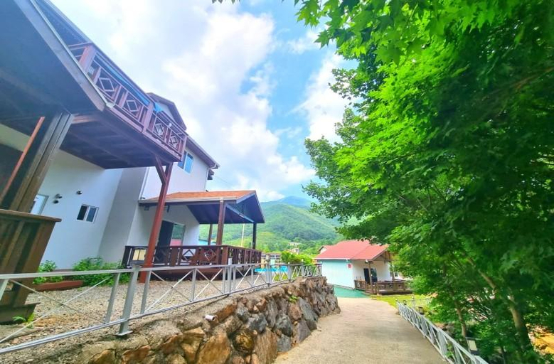 Exterior & Views 1, Gwangyang The Nature Pension, Gwangyang