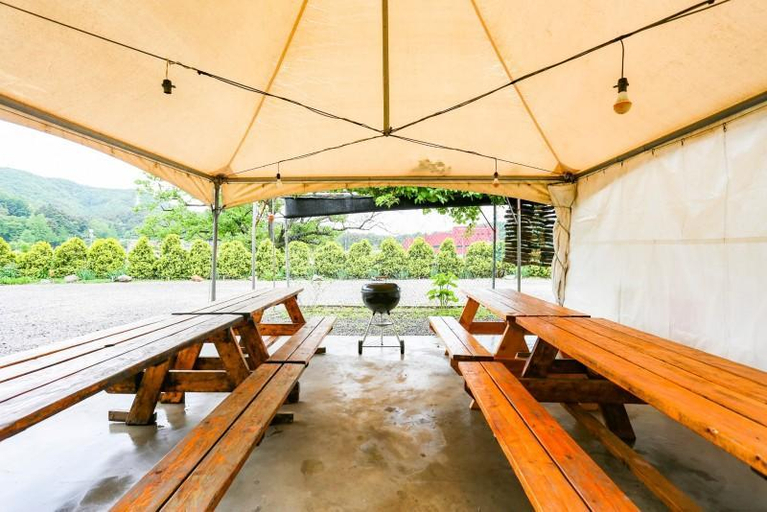 Others 5, Yongin Byeolbaragi Pension, Yongin