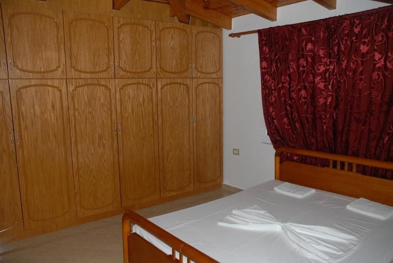 Bedroom 2, Villa Mucho, Sarandës