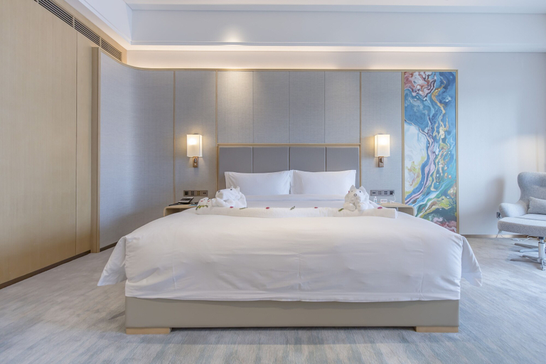 Bedroom 2, Qianhuazhou Hotel, Huizhou