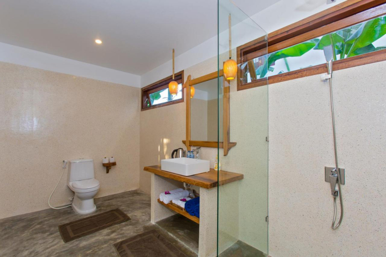 Bathroom 3, Vina Beach Pool Villas, Da Nang