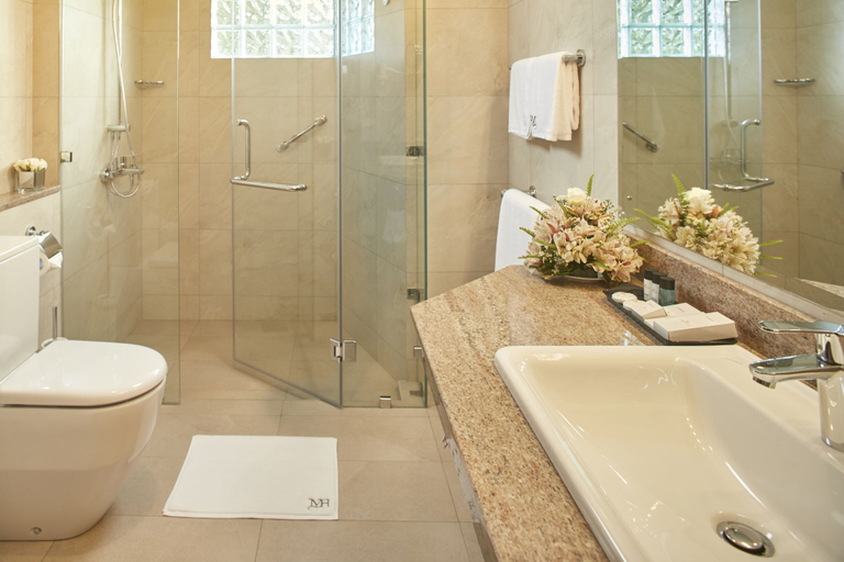 Bathroom 4, Manor House Bandarawela By Seven Angels, Bandarawela