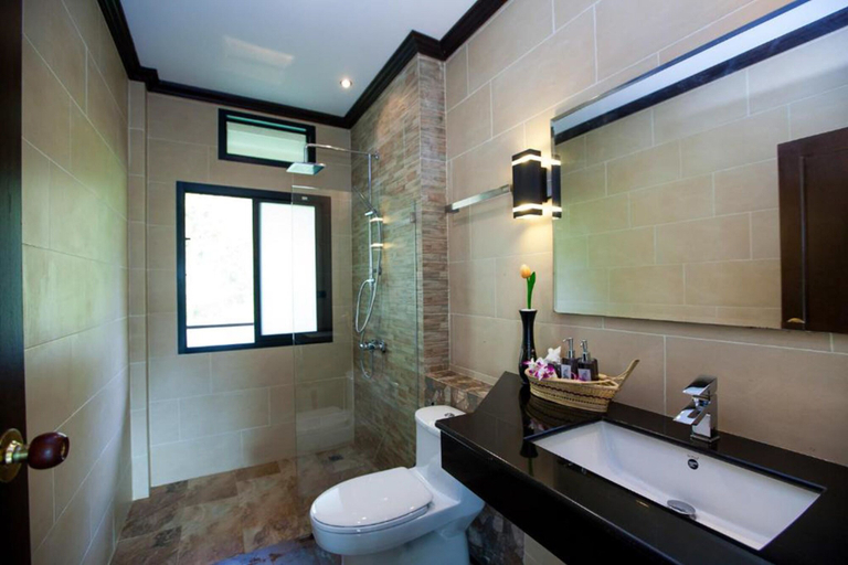 Bathroom 4, Krabi Naka Villa, Mueang Krabi